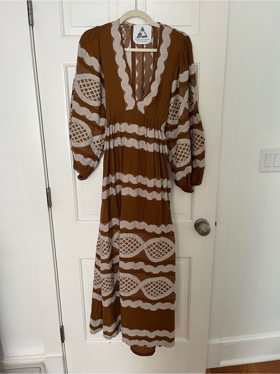Pearl and caviar Dresses & Skirts - Pearl & Caviar Brown & Cream Printed Maxi Dress